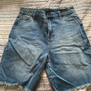 Bermuda Jean shorts never been worn